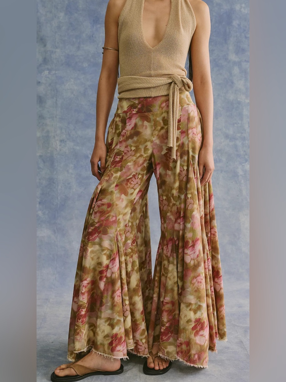 FREE PEOPLE *FALLEN STAR WIDE LEG PANTS*
*NWT $228.00 *SIZE: SMALL
COLOR: GARDEN